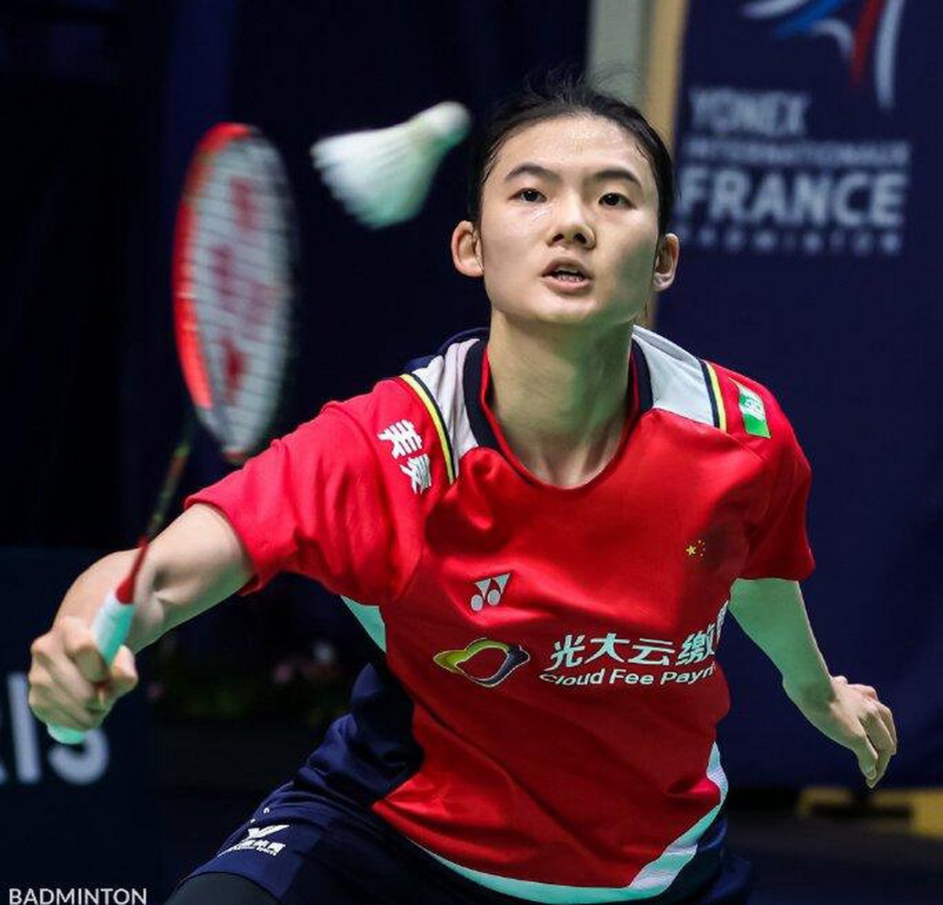 了俱乐部与 了俱乐部与